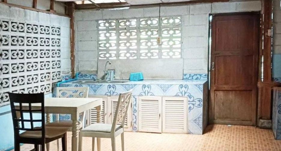 For sale 4 bedrooms house in Chiang Dao, Chiang Mai