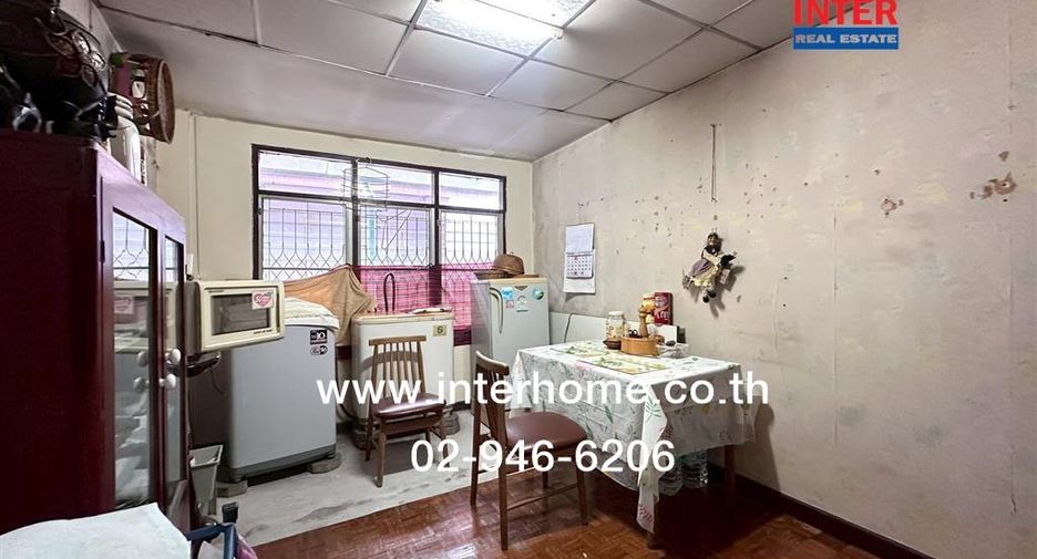 Haus zum Kauf mit 4 Zimmer in Bueng Kum, Bangkok