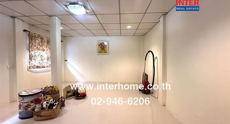 Haus zum Kauf mit 4 Zimmer in Bueng Kum, Bangkok