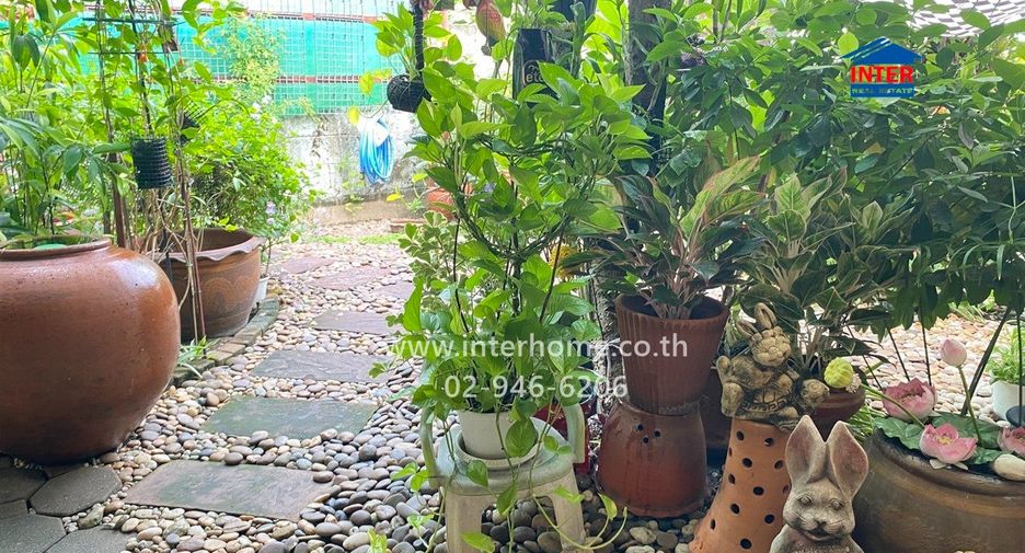 Haus zum Kauf mit 4 Zimmer in Bueng Kum, Bangkok