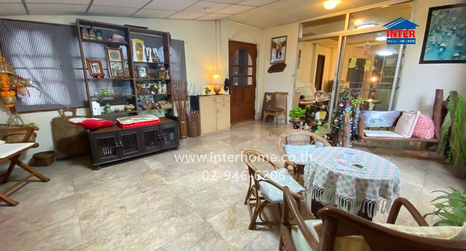Haus zum Kauf mit 4 Zimmer in Bueng Kum, Bangkok