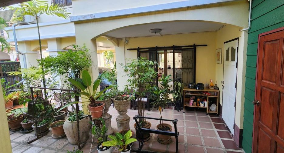 出售 7 卧室 独立屋 在 Mueang Chiang Mai, Chiang Mai