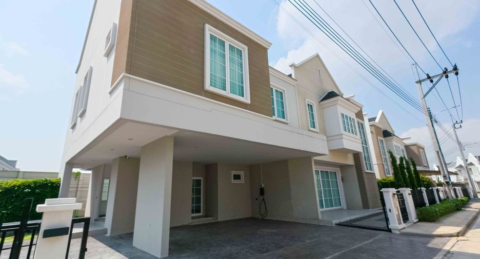 For sale 4 bedrooms house in Pak Kret, Nonthaburi