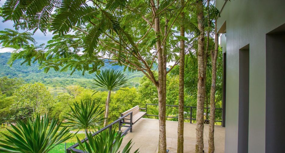 For sale 4 bedrooms villa in Thalang, Phuket