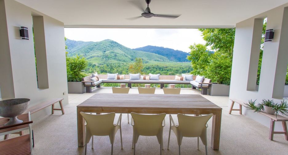 For sale 4 bedrooms villa in Thalang, Phuket