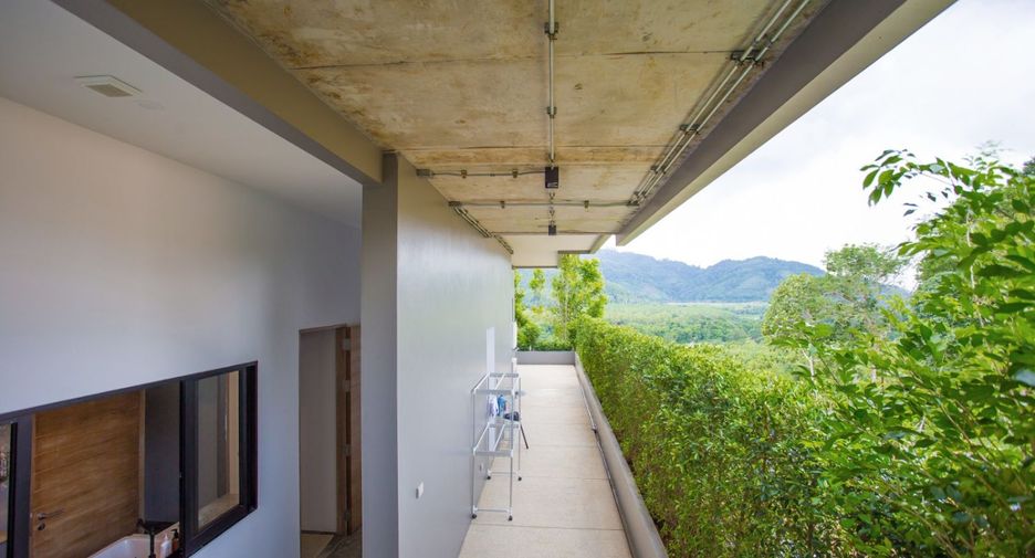 For sale 4 bedrooms villa in Thalang, Phuket