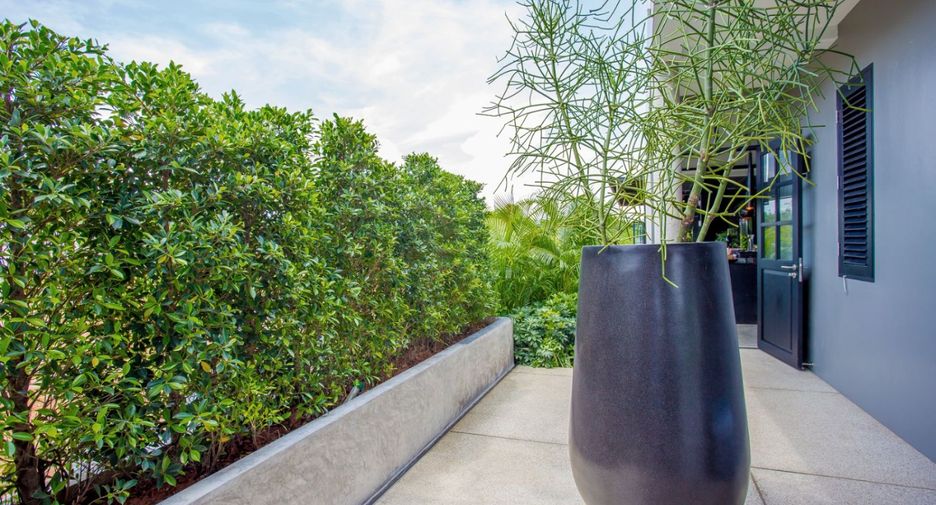 For sale 4 bedrooms villa in Thalang, Phuket