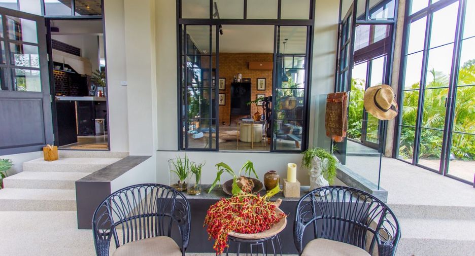 For sale 4 bedrooms villa in Thalang, Phuket