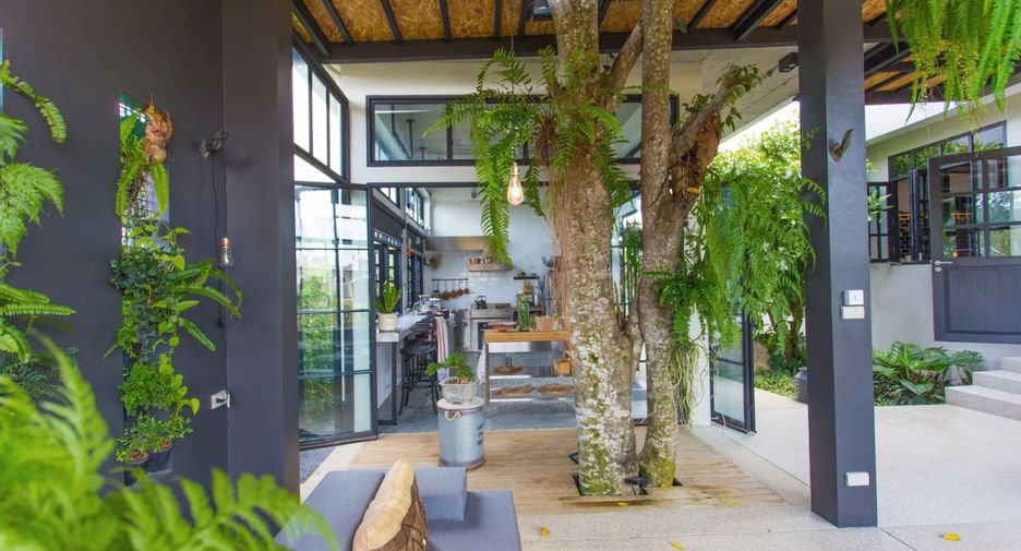 For sale 4 bedrooms villa in Thalang, Phuket