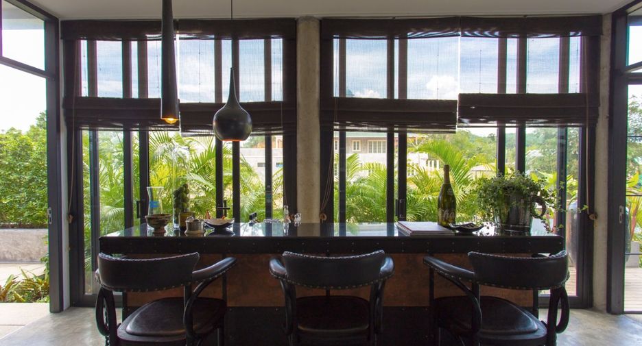 For sale 4 bedrooms villa in Thalang, Phuket