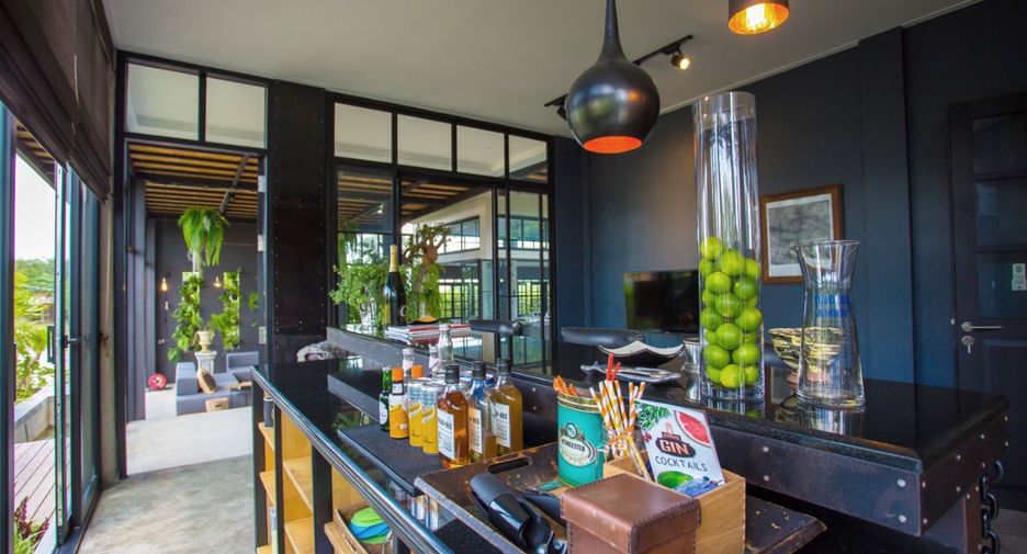 For sale 4 bedrooms villa in Thalang, Phuket