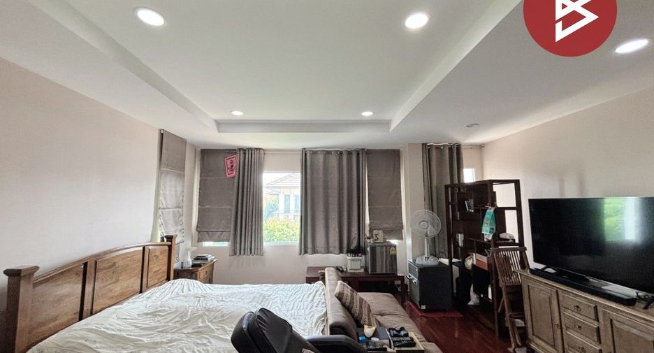 Casa en venta de 4 habitaciones en Lat Krabang, Bangkok