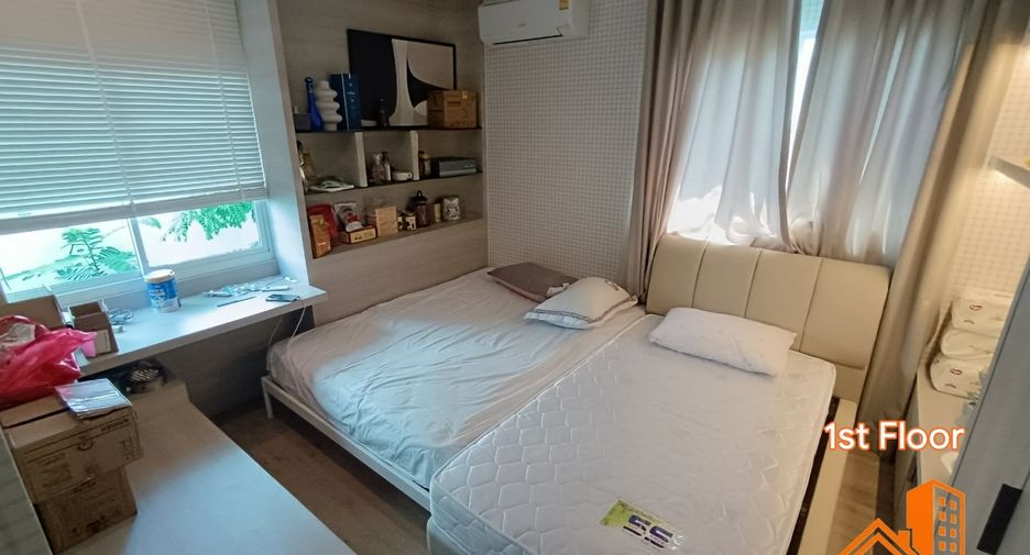 For sale 4 bedrooms house in Lat Phrao, Bangkok