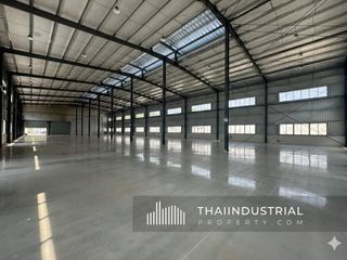 Almacén en alquiler en Si Racha, Chonburi