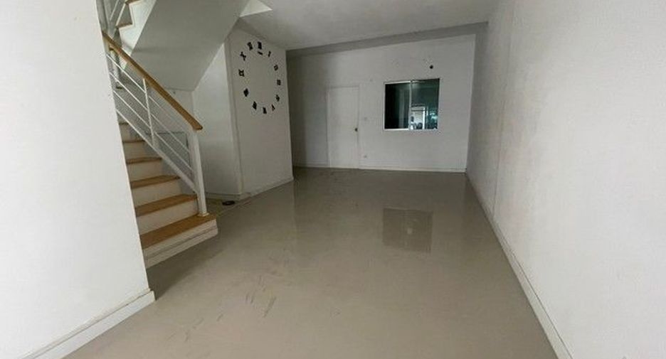For sale 2 bedrooms townhouse in Bang Bo, Samut Prakan