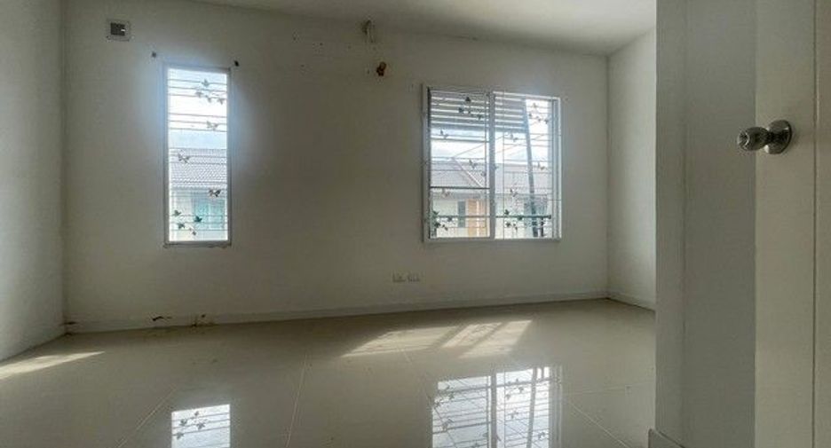 For sale 2 bedrooms townhouse in Bang Bo, Samut Prakan