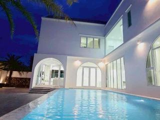 Villa zur Miete mit 4 Zimmer in Bang Lamung, Chonburi