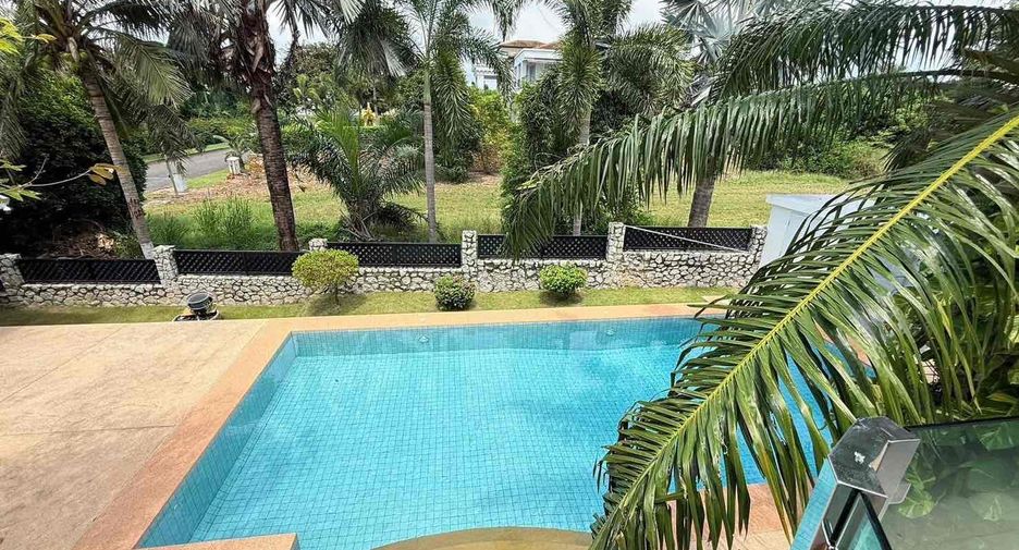 For rent 5 bedrooms villa in Bang Lamung, Chonburi