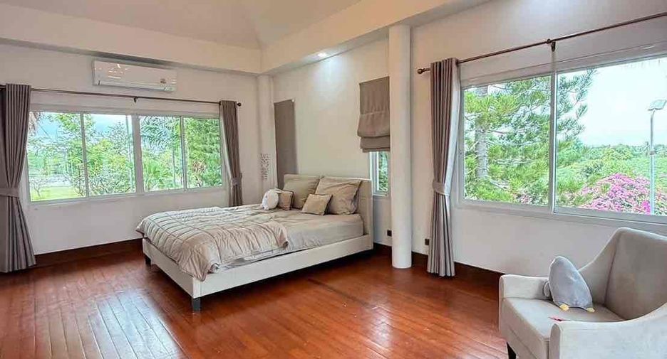 For rent 5 bedrooms villa in Bang Lamung, Chonburi