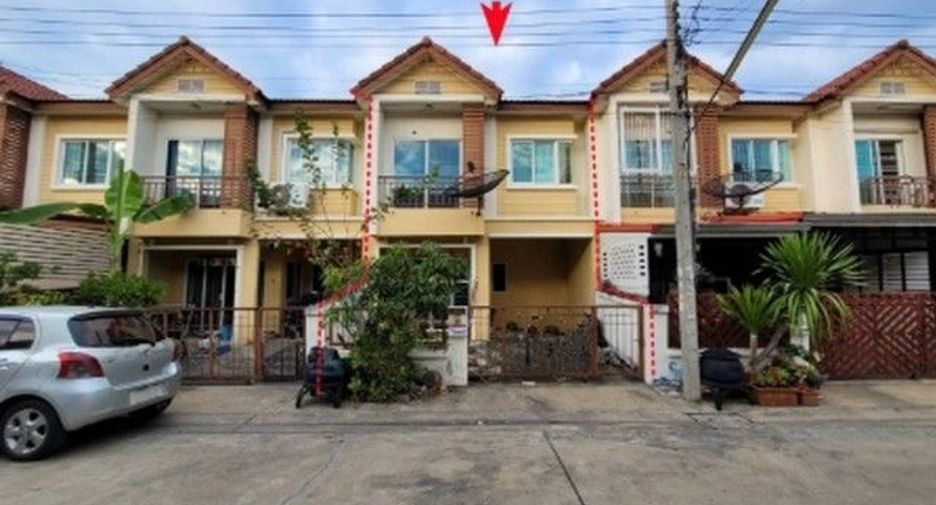 For sale 1 bed townhouse in Lat Krabang, Bangkok