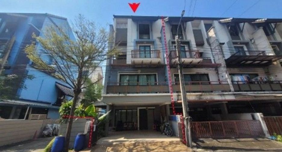 For sale 1 bed townhouse in Huai Khwang, Bangkok