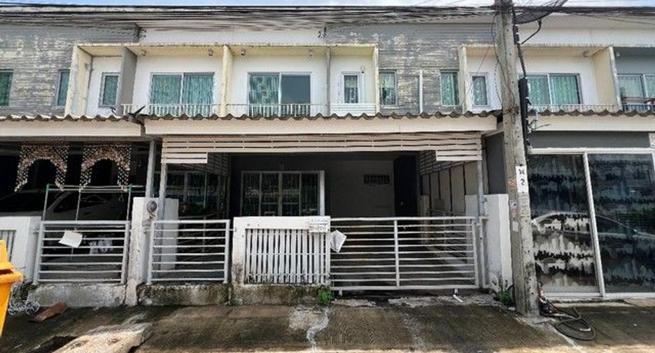 For sale 3 bedrooms townhouse in Bang Phli, Samut Prakan