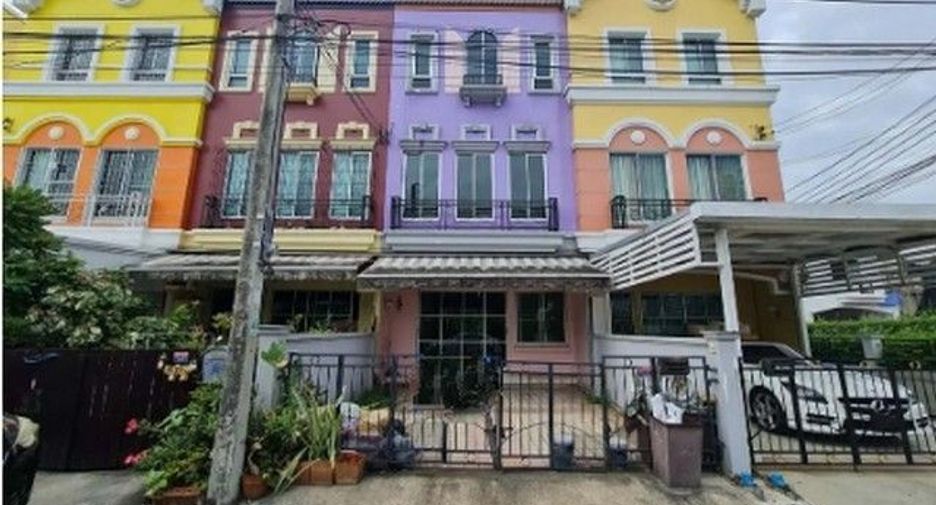 Casa adosada en venta de 1 habitaciones en Suan Luang, Bangkok