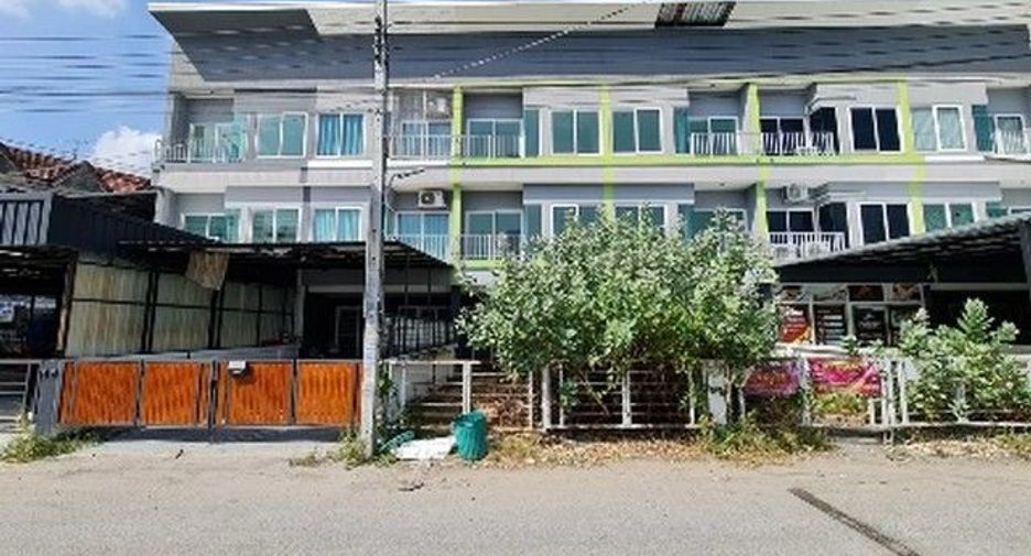 出售 1 卧室 联排别墅 在 Bang Khen, 曼谷