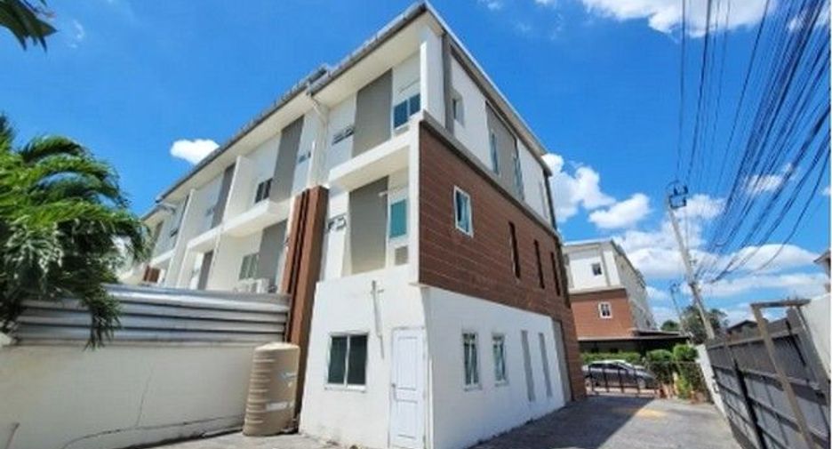 For sale 1 bed townhouse in Bueng Kum, Bangkok