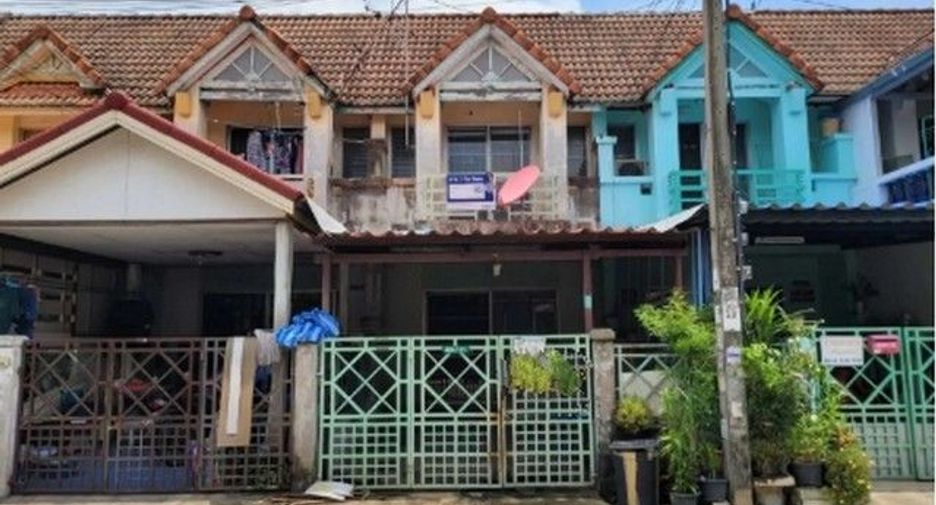For sale 1 bed townhouse in Lat Krabang, Bangkok