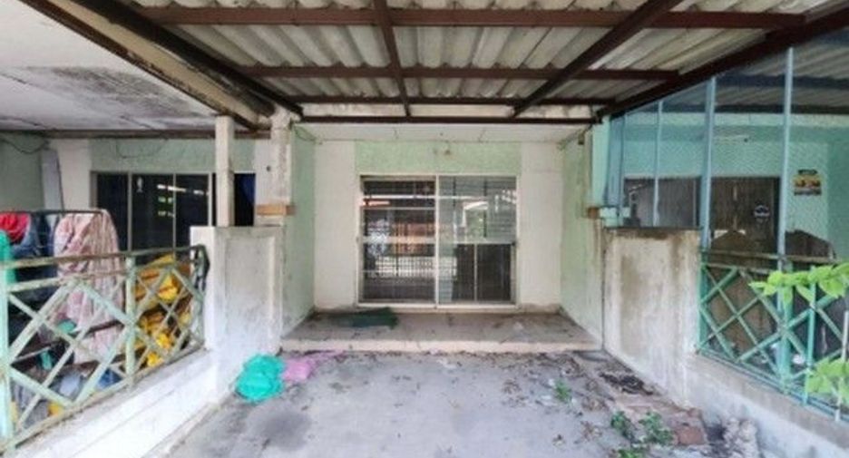 For sale 1 bed townhouse in Lat Krabang, Bangkok