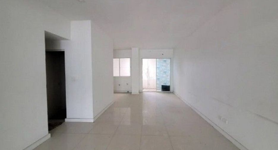 For sale 1 bed townhouse in Min Buri, Bangkok