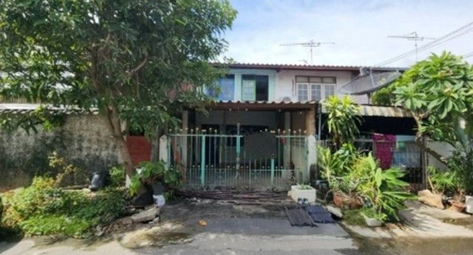For sale 1 bed townhouse in Lat Krabang, Bangkok