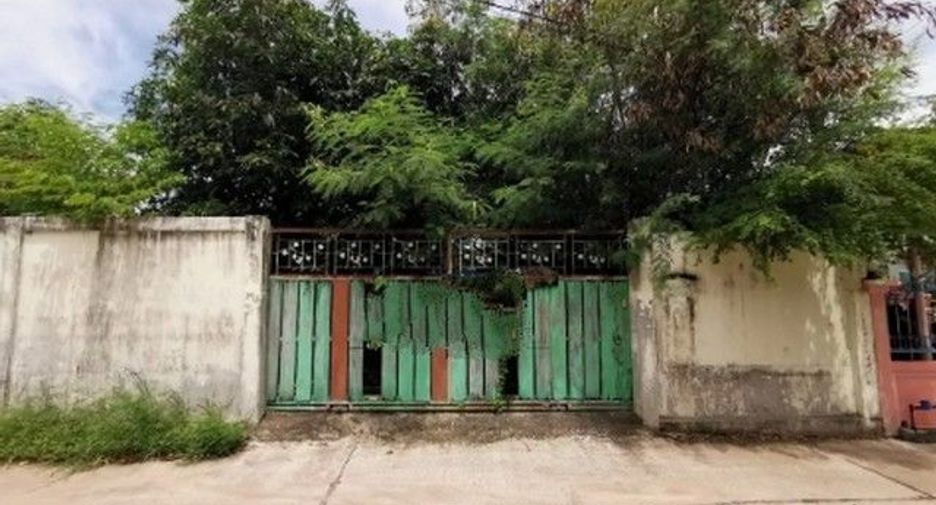 Casa en venta de 1 habitaciones en Sanom, Surin