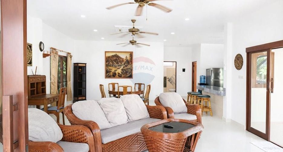 For rent 3 bedrooms villa in Ko Samui, Surat Thani