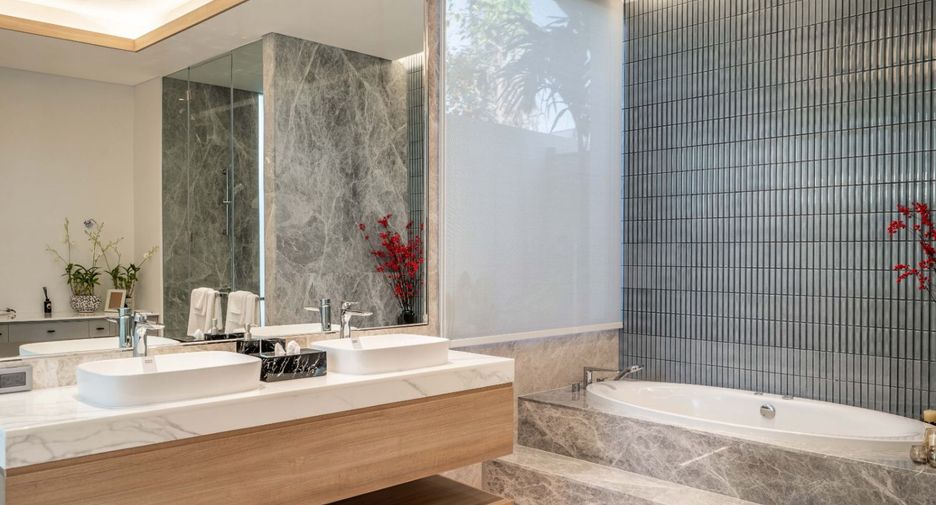 For sale 3 bedrooms villa in Thalang, Phuket