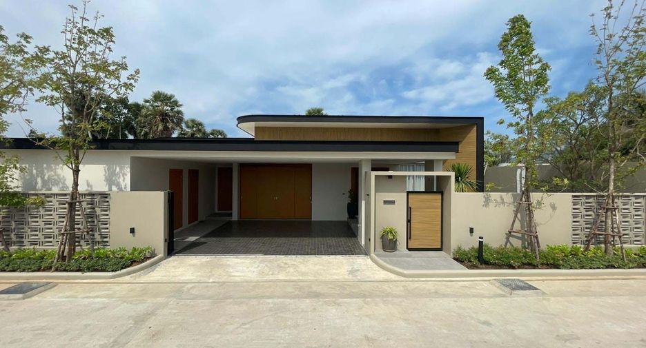 For sale 3 bedrooms villa in Thalang, Phuket