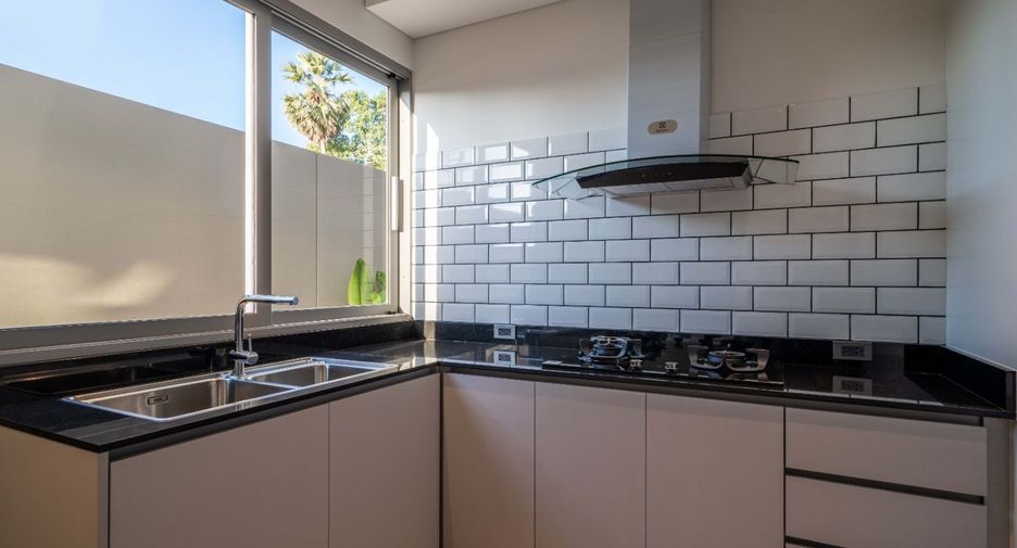 For sale 3 bedrooms villa in Thalang, Phuket