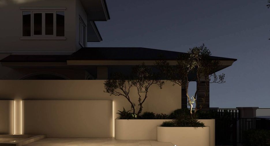 For sale 4 bedrooms house in Mueang Chiang Mai, Chiang Mai