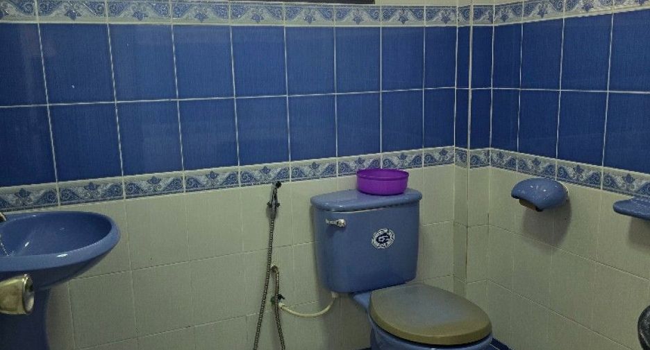 For sale 3 bedrooms house in Mueang Phetchaburi, Phetchaburi