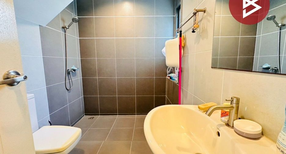 For sale 3 bedrooms house in Pathum Wan, Bangkok