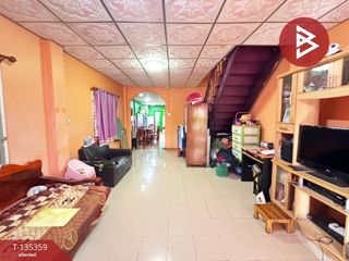 Casa adosada en venta de 2 habitaciones en Nong Chok, Bangkok
