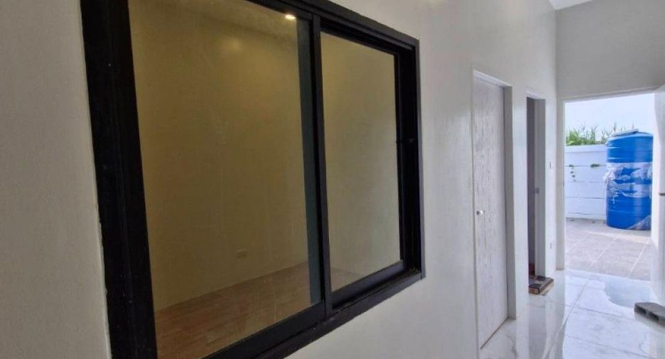 For sale 2 bedrooms townhouse in Mueang Nakhon Pathom, Nakhon Pathom