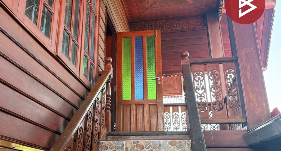 For sale 3 bedrooms house in Wiang Nong Long, Lamphun