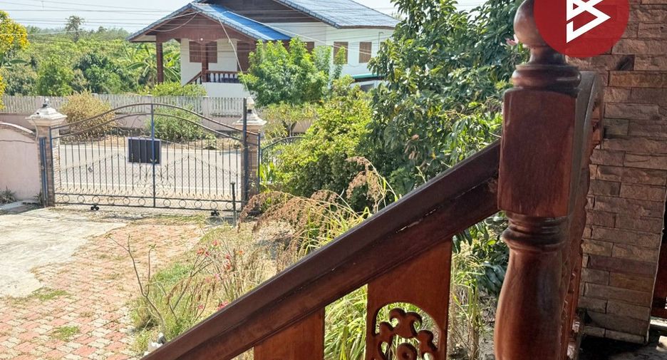 For sale 3 bedrooms house in Wiang Nong Long, Lamphun