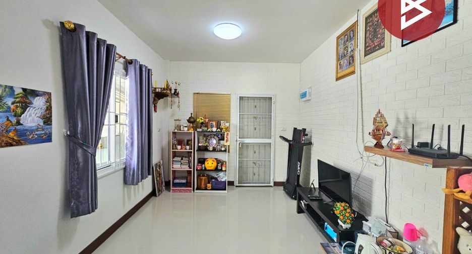 For sale 2 bedrooms townhouse in Phan Thong, Chonburi