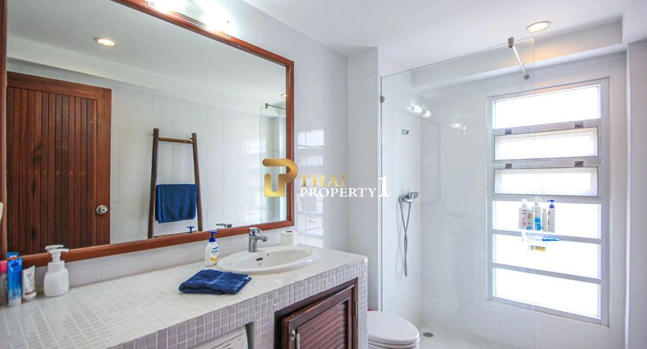 For sale 3 bedrooms villa in Hua Hin, Prachuap Khiri Khan