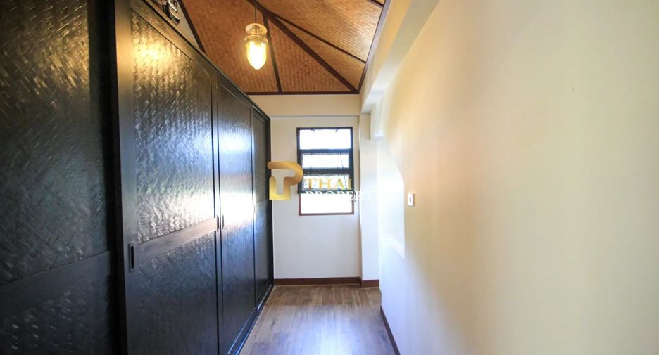 For sale 3 bedrooms villa in Hua Hin, Prachuap Khiri Khan