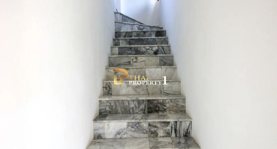 For sale 3 bedrooms villa in Hua Hin, Prachuap Khiri Khan