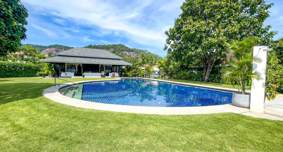 For sale 3 bedrooms villa in Hua Hin, Prachuap Khiri Khan